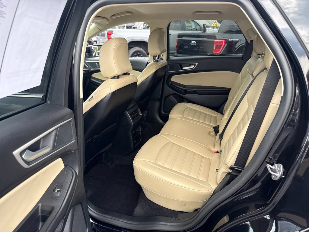 Used 2024 Ford Edge SEL w/ Convenience Package AWD/4WD image 16