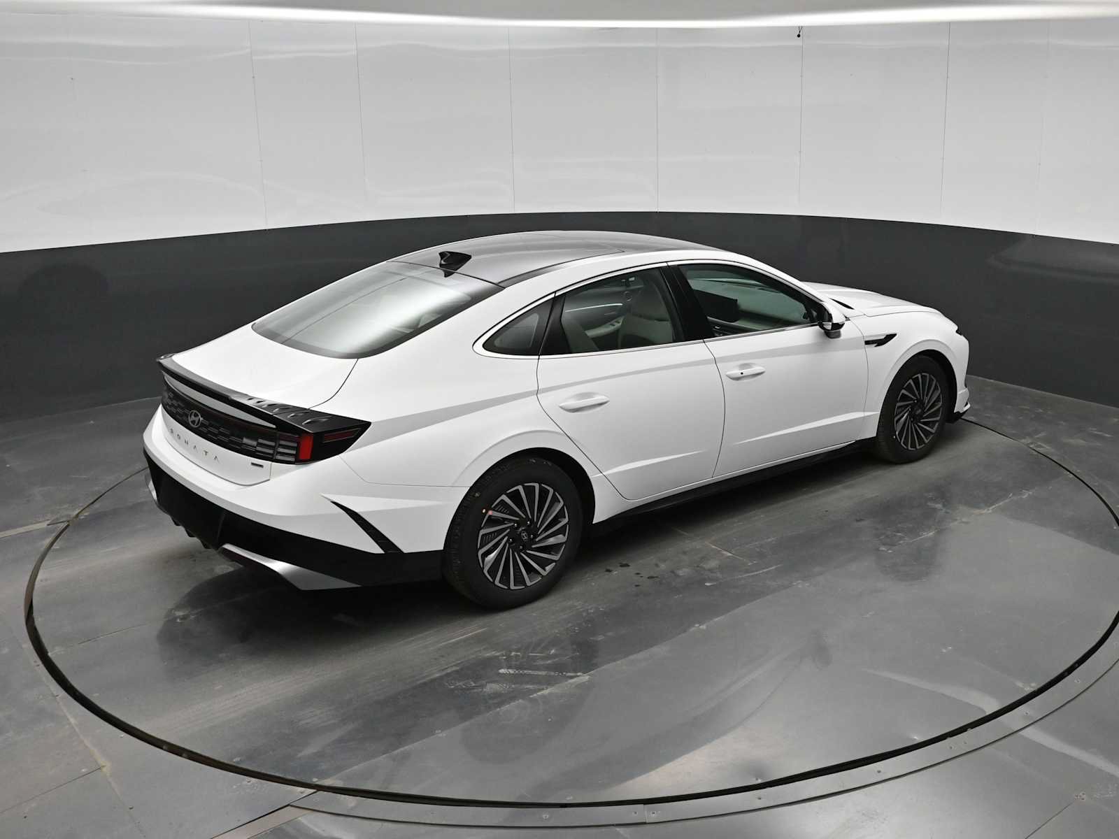 New 2026 Hyundai Sonata SEL FWD image 33