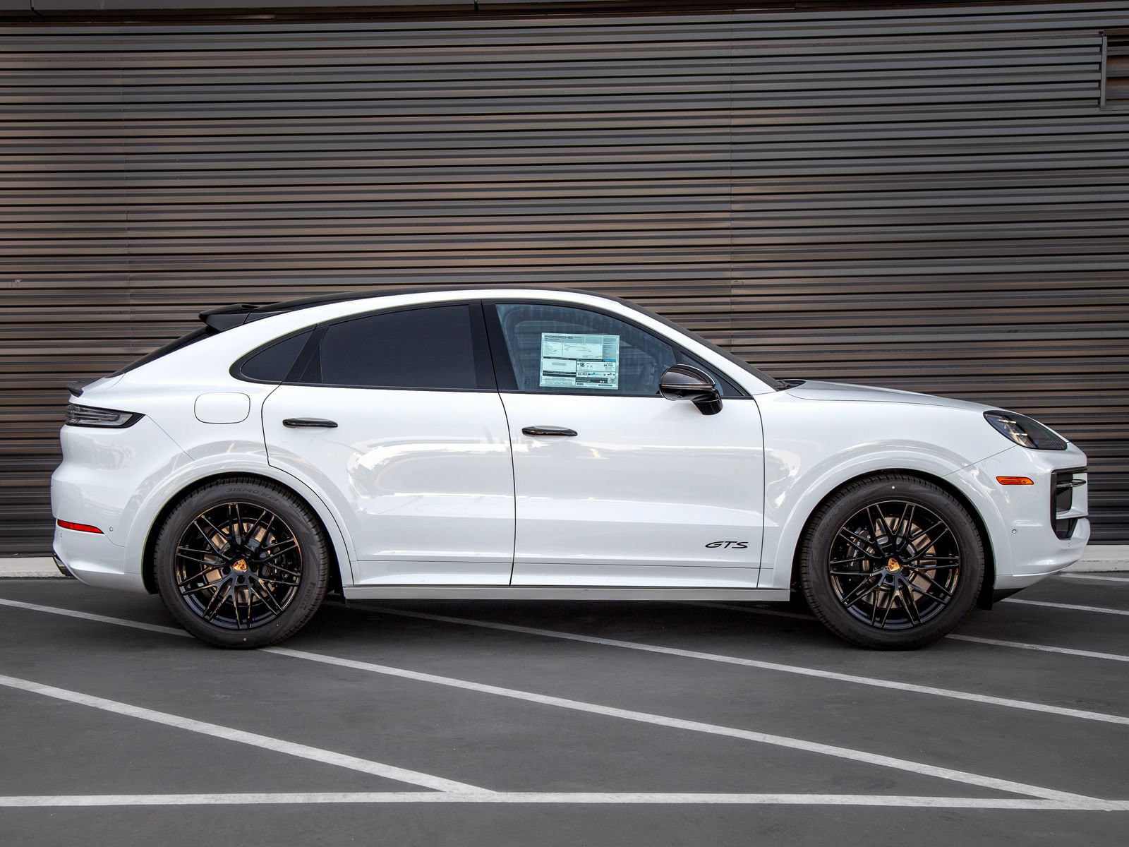 New 2026 Porsche Cayenne GTS AWD/4WD image 8