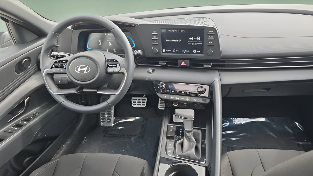 New 2026 Hyundai Elantra SEL Sport Premium FWD image 11