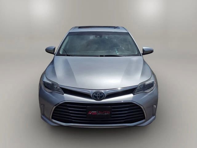 Used 2018 Toyota Avalon XLE Plus FWD image 2