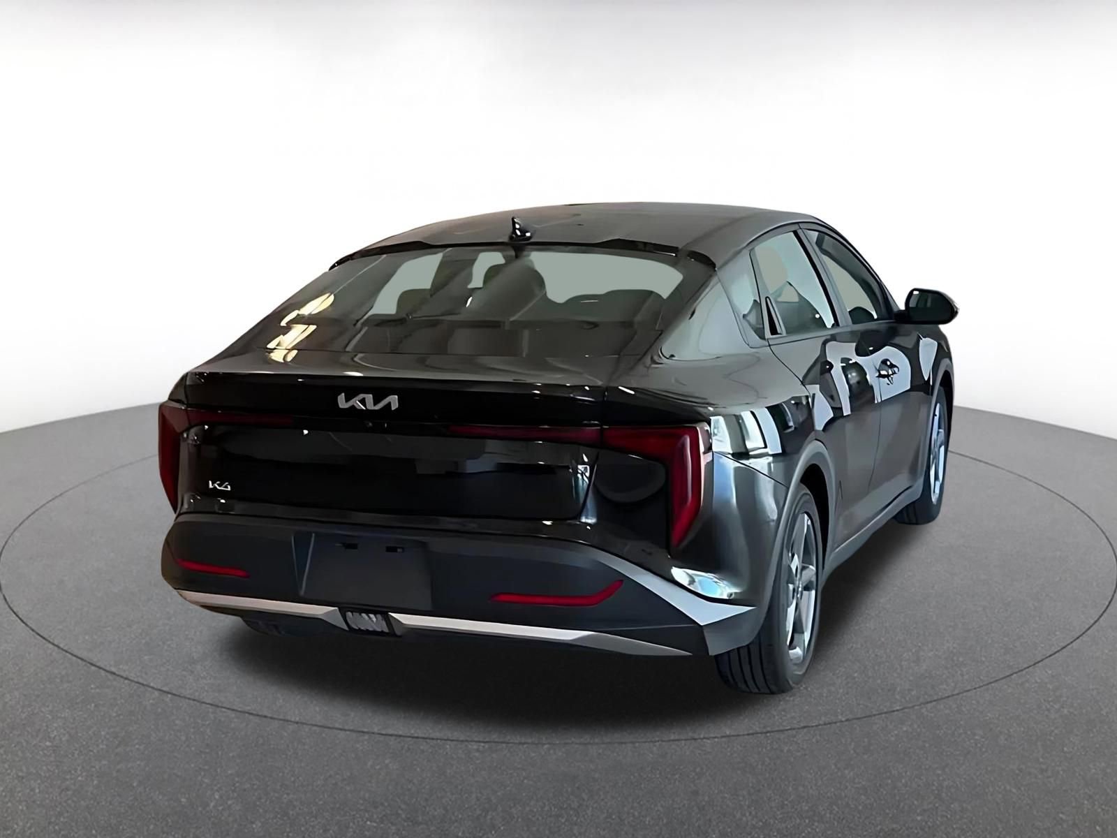 Used 2025 Kia K4 LXS image 14