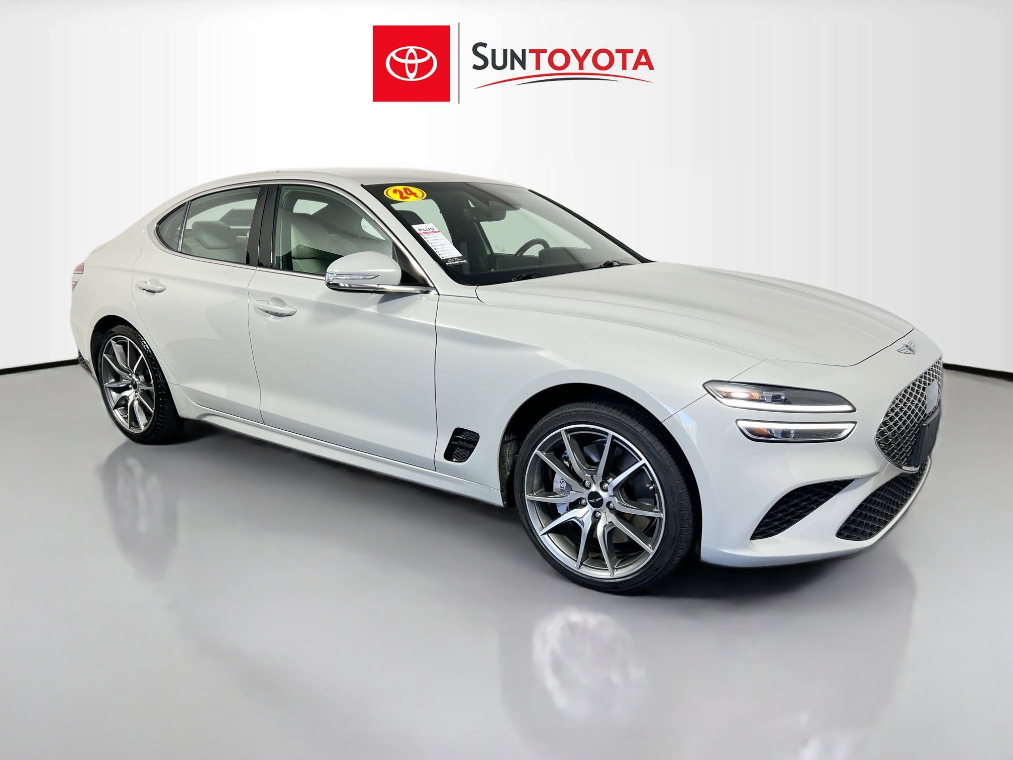 Used 2024 Genesis G70 2.5T AWD/4WD image 1