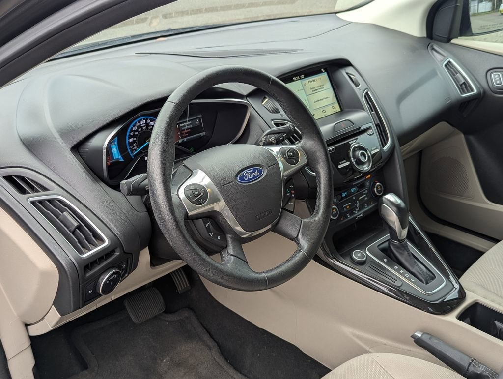 Used 2016 Ford Focus Electric Hatchback image 12