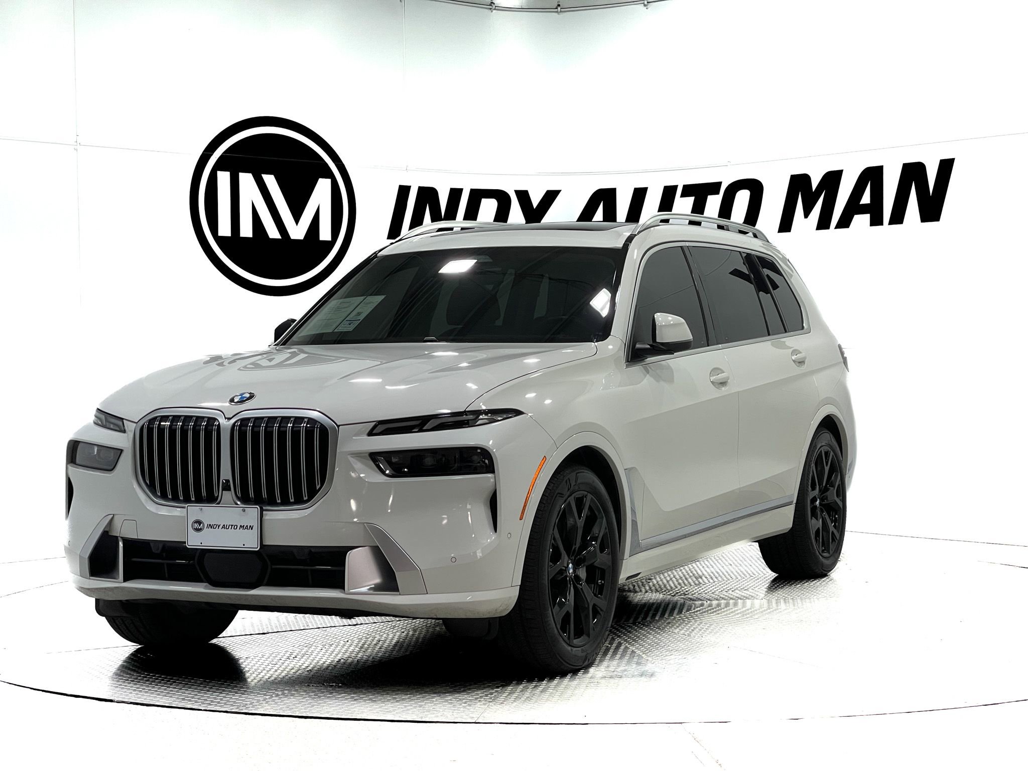 Used 2023 BMW X7 xDrive40i w/ Parking Assistance Package image 7