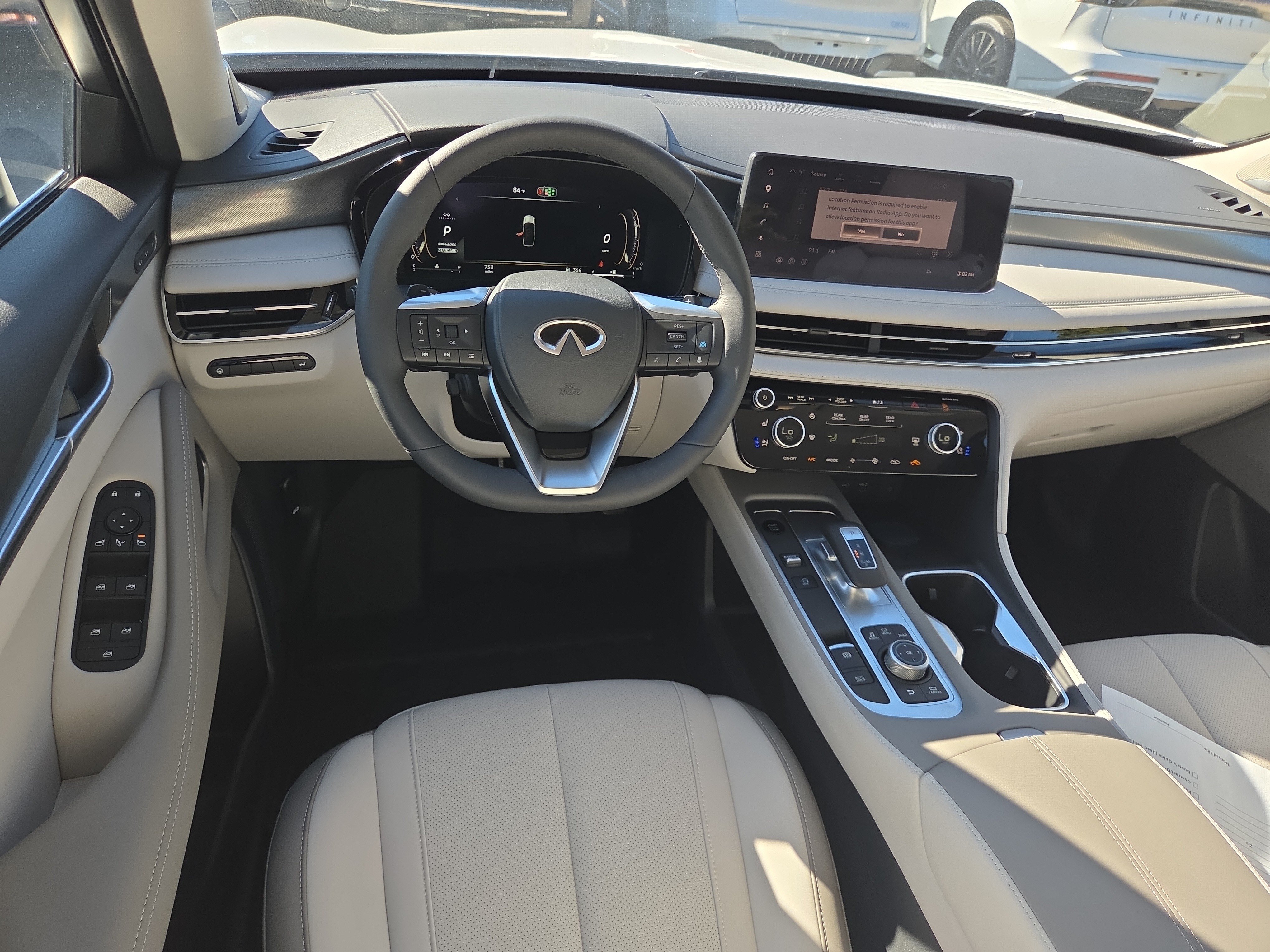 Used 2027 INFINITI QX60 Luxe w/ Cargo Package FWD image 8