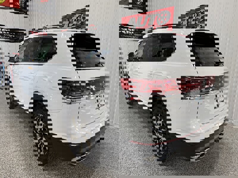 Used 2024 Volkswagen Atlas SE image 18