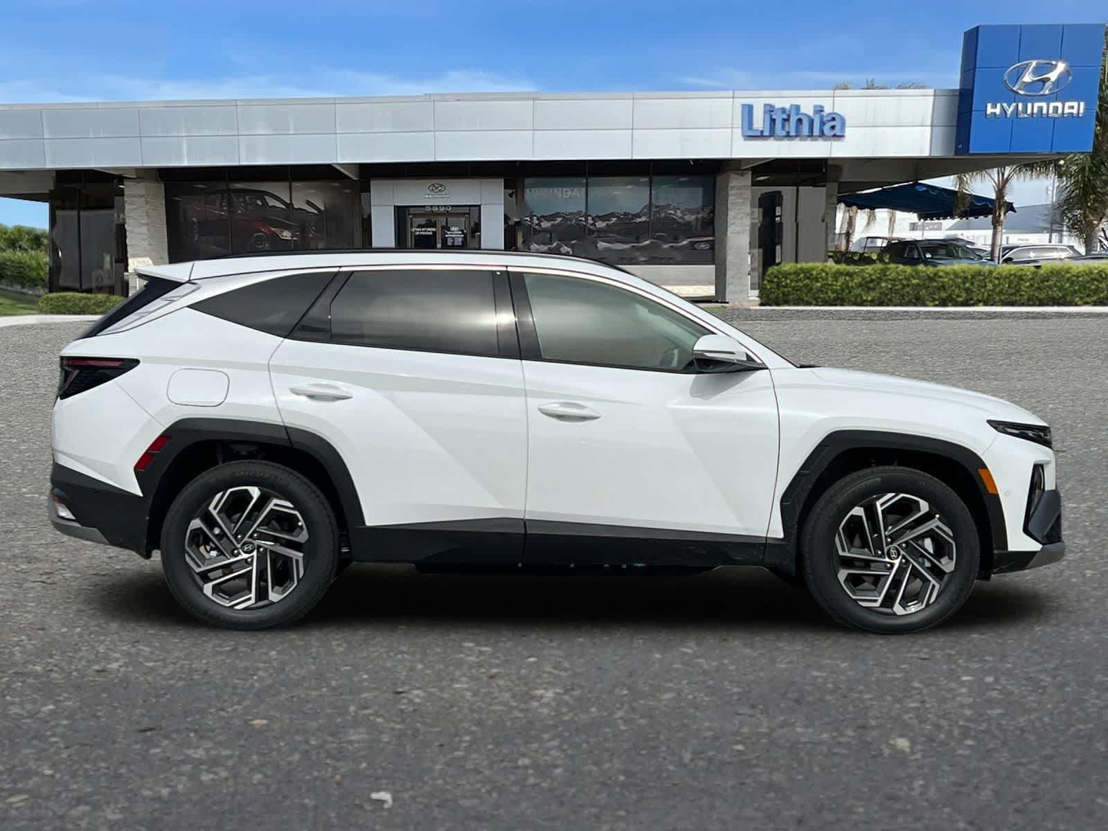 New 2026 Hyundai Tucson Limited AWD/4WD image 8