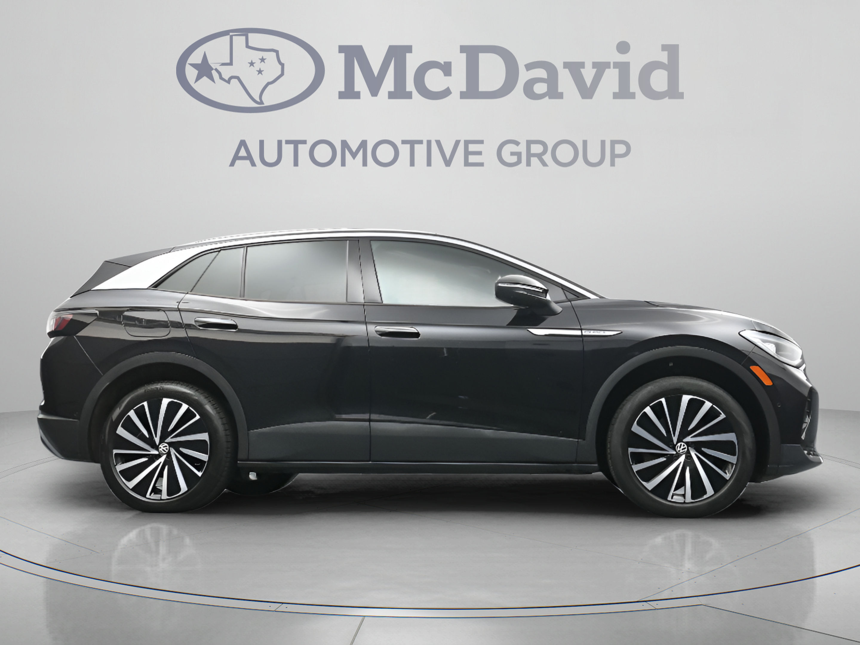 Used 2023 Volkswagen ID.4 Pro S Plus AWD/4WD image 31