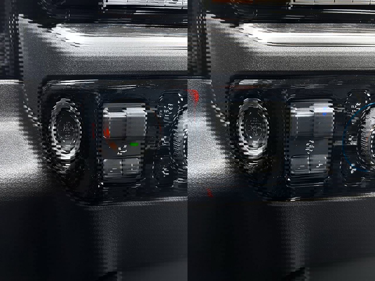 New 2026 Chevrolet Silverado 1500 LTZ w/ LTZ Premium Texas Edition image 18