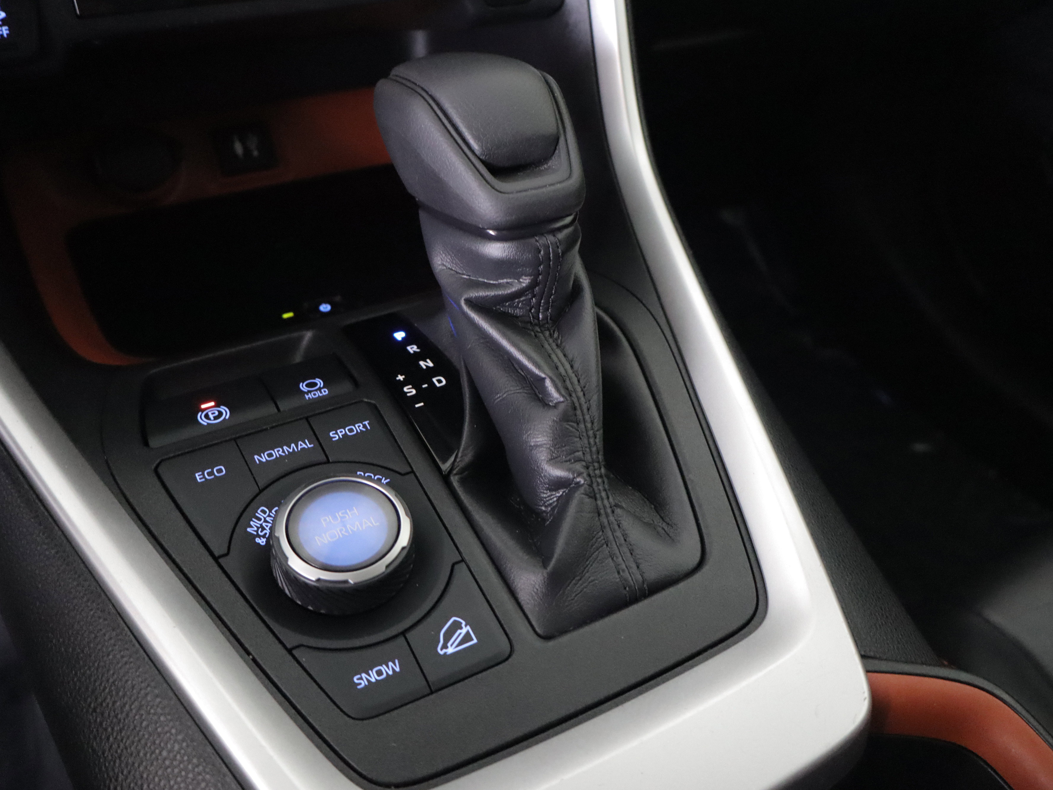 Used 2019 Toyota RAV4 Adventure w/ Advanced Technology Package AWD/4WD image 19