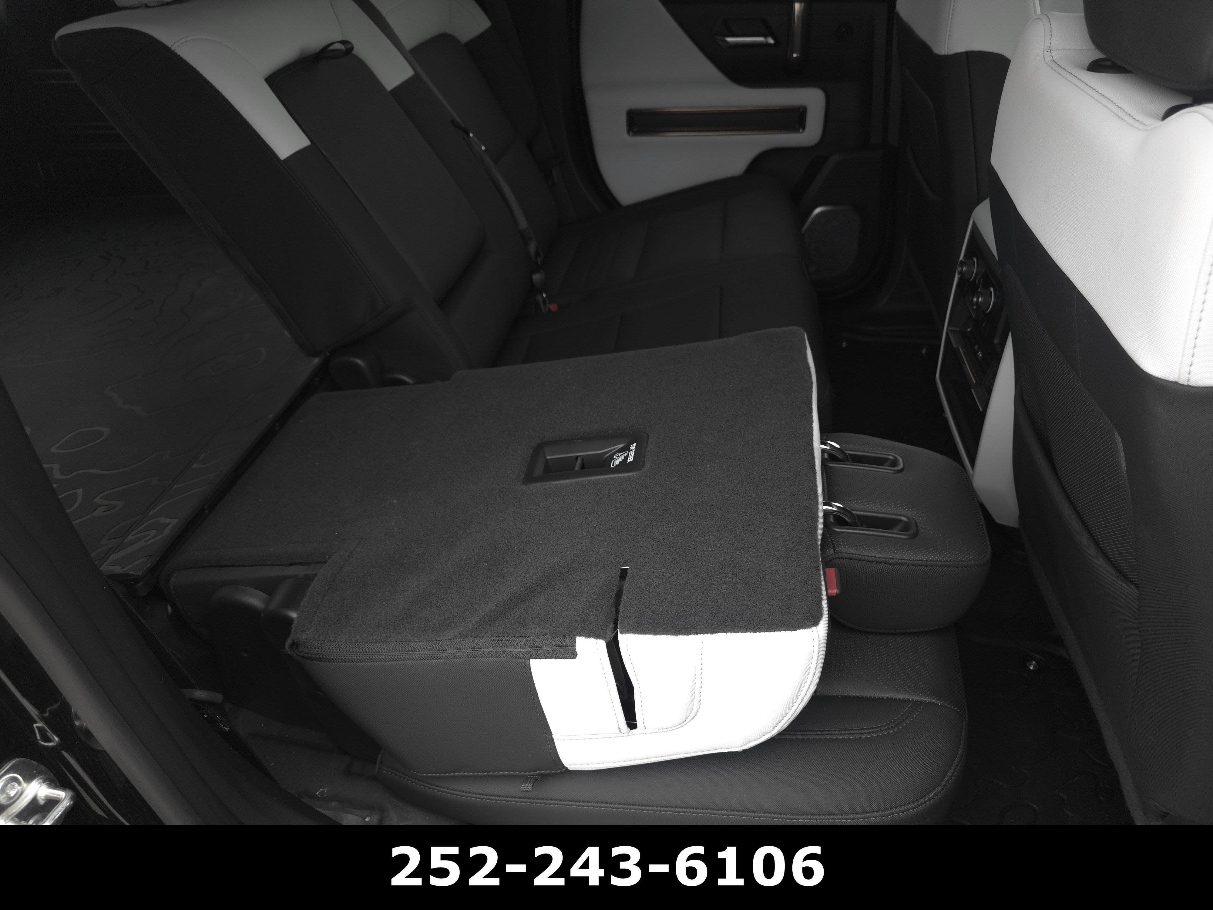 Used 2025 GMC Hummer EV 3X AWD/4WD image 25