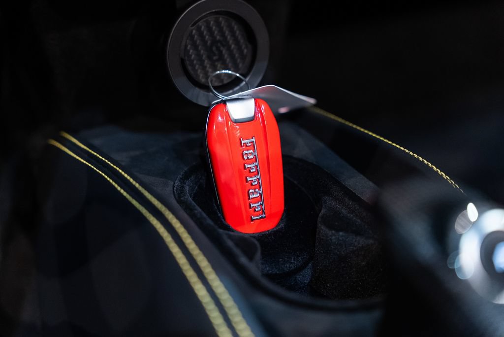 Certified 2021 Ferrari F8 Tributo RWD image 47