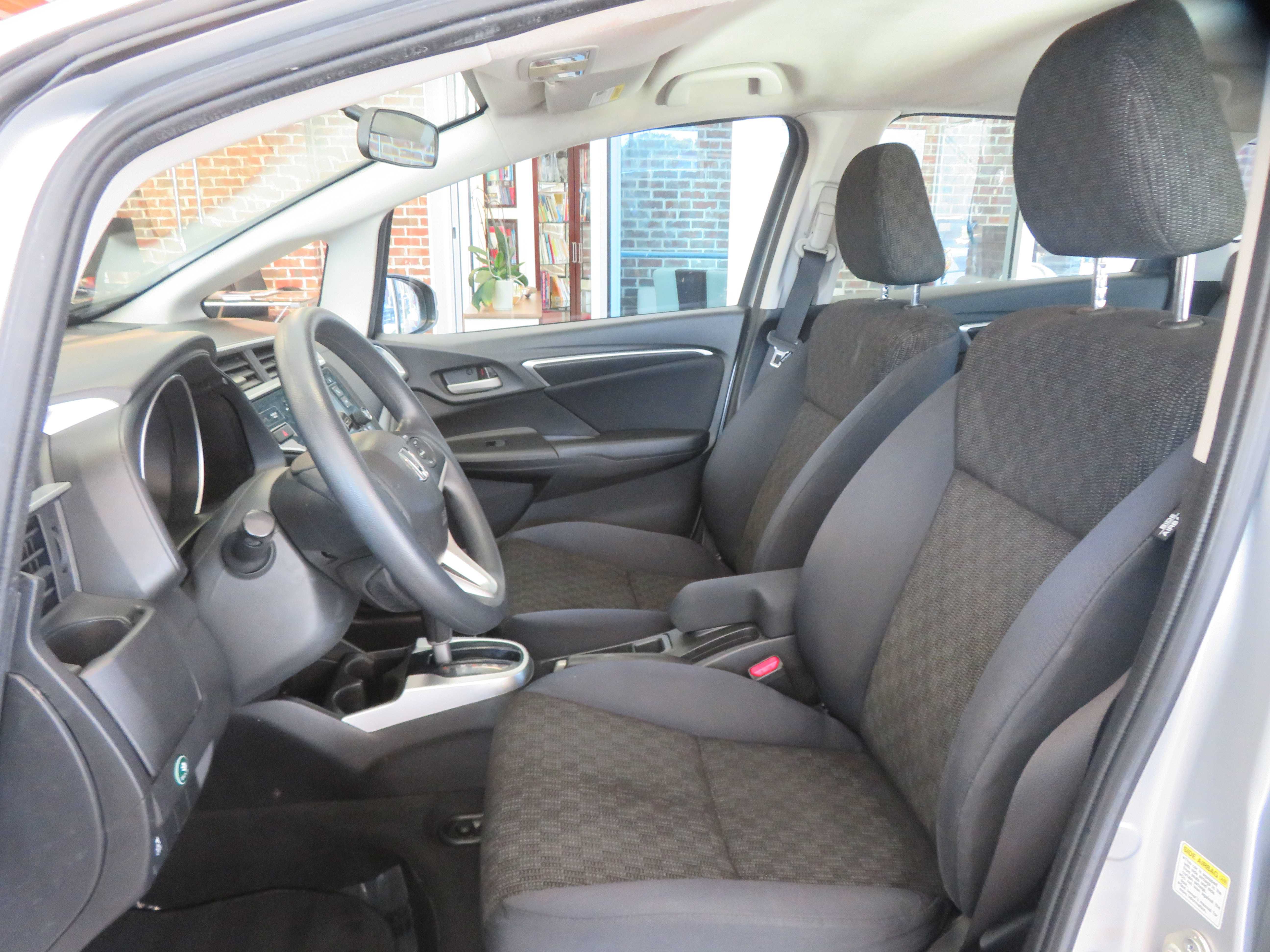 Used 2016 Honda Fit LX image 15