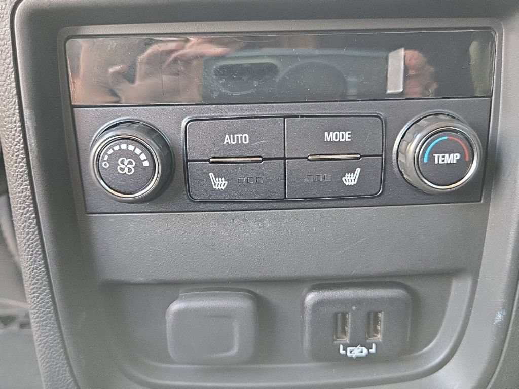 Certified 2017 Buick Envision Essence FWD image 14