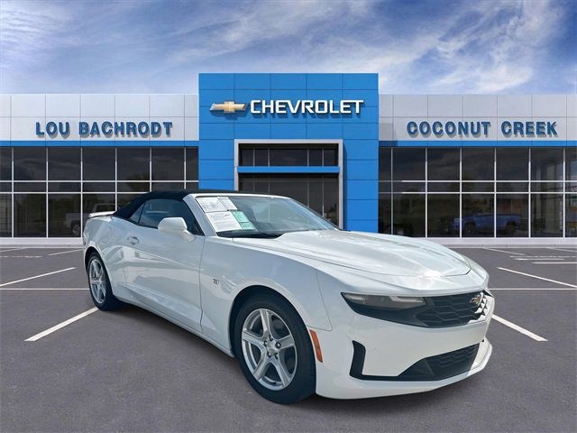 Used 2023 Chevrolet Camaro LT image 2