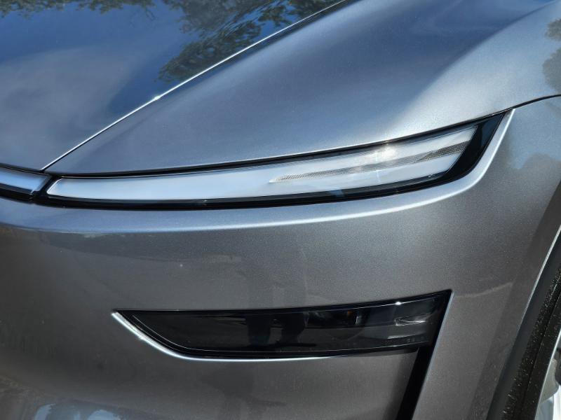 Used 2026 Tesla Model Y AWD image 28