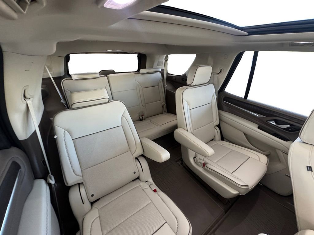 Used 2023 GMC Yukon Denali image 17