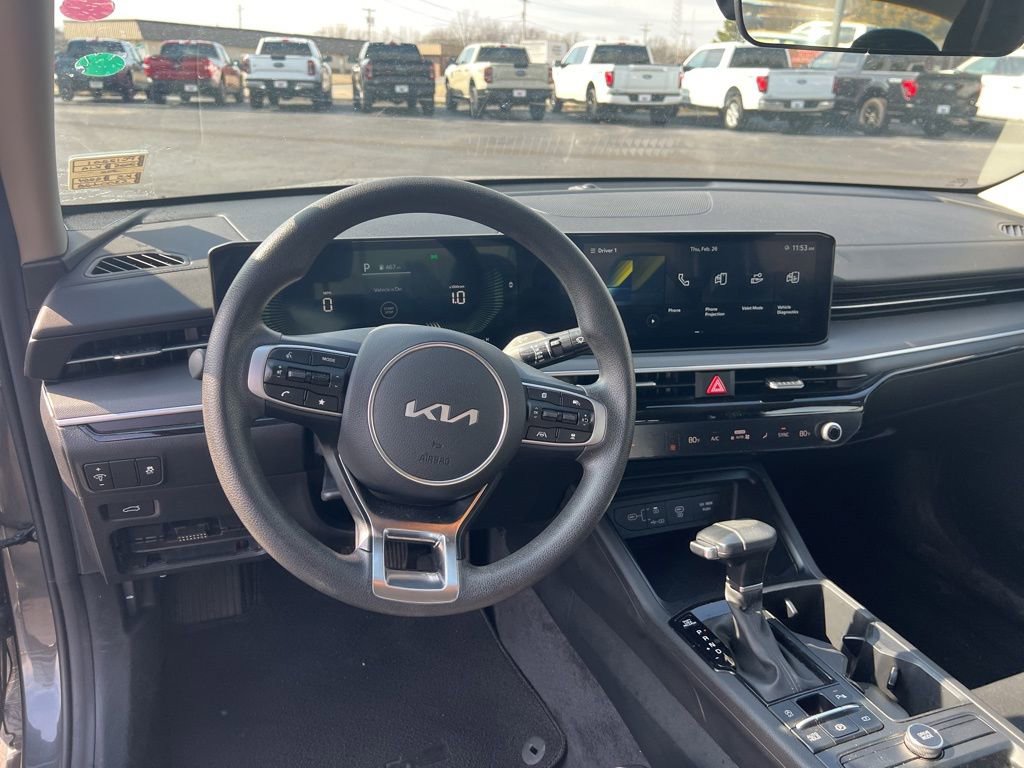 Used 2025 Kia K5 LXS image 8