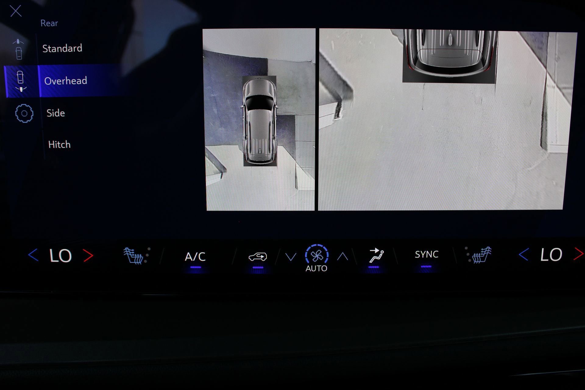 New 2026 Chevrolet Traverse LT w/ Driver Confidence Package FWD image 41