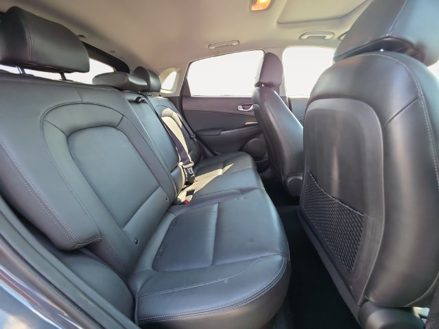 Used 2023 Hyundai Kona Limited FWD image 14