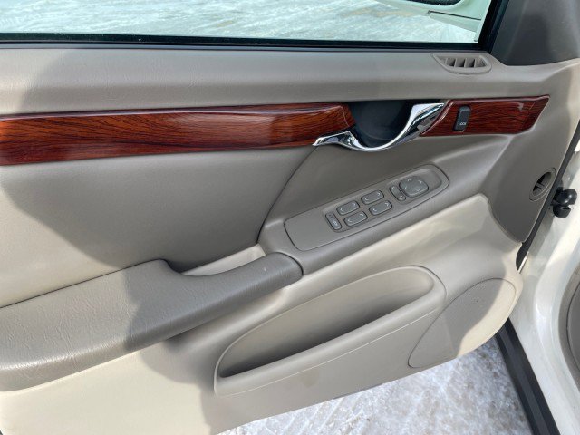 Used 2002 Cadillac De Ville image 11