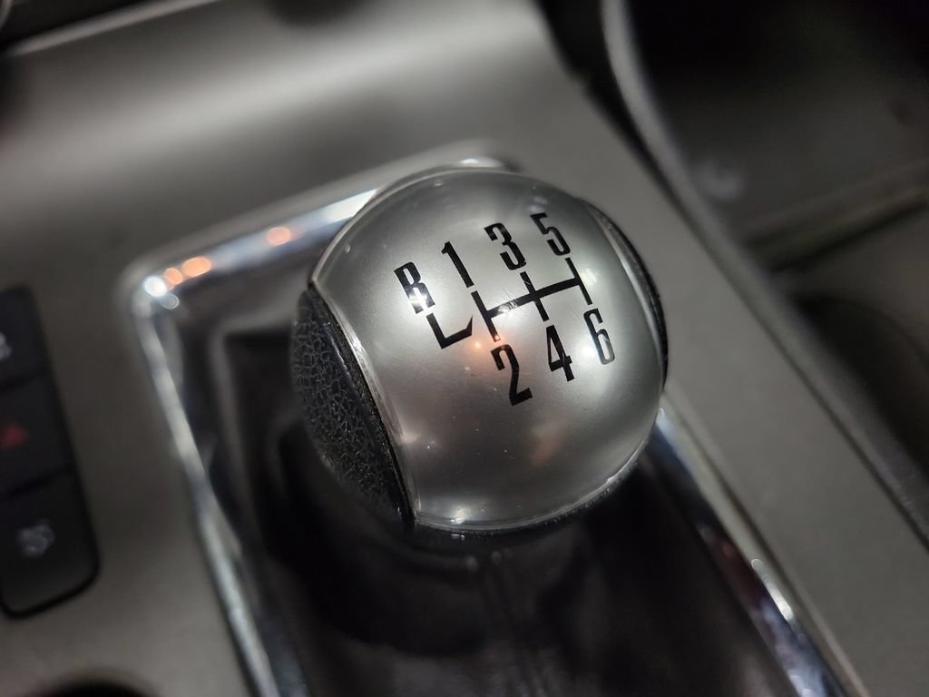 Used 2014 Ford Mustang Coupe RWD image 18