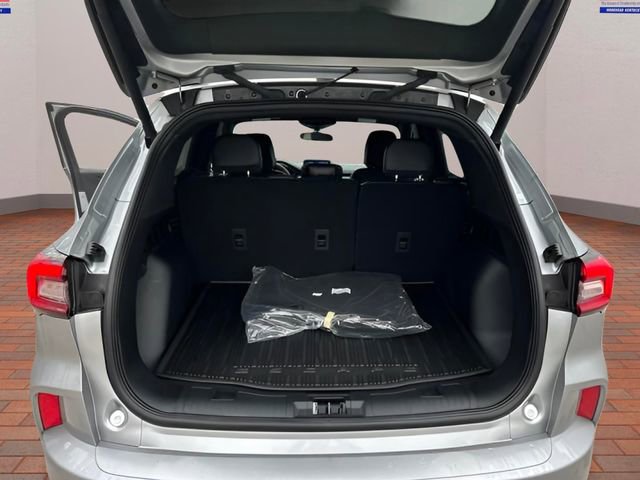 Used 2024 Ford Escape ST-Line w/ Equipment Group 301A FWD image 22