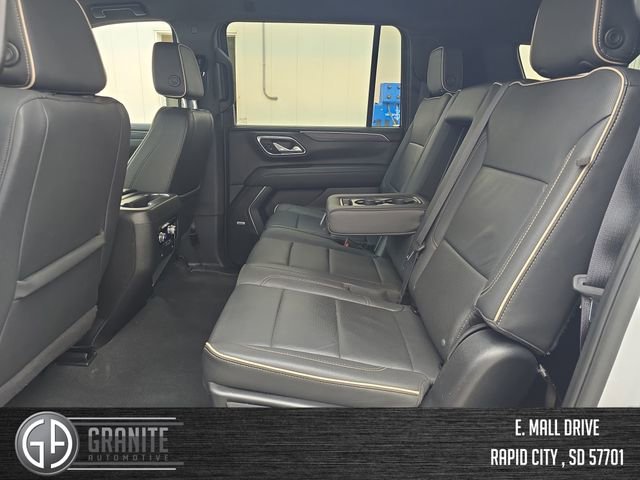 Used 2024 GMC Yukon XL SLT AWD/4WD image 24