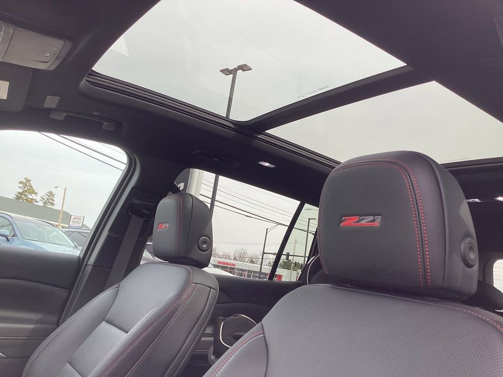 Used 2025 Chevrolet Traverse Z71 w/ Driver Confidence Package image 15