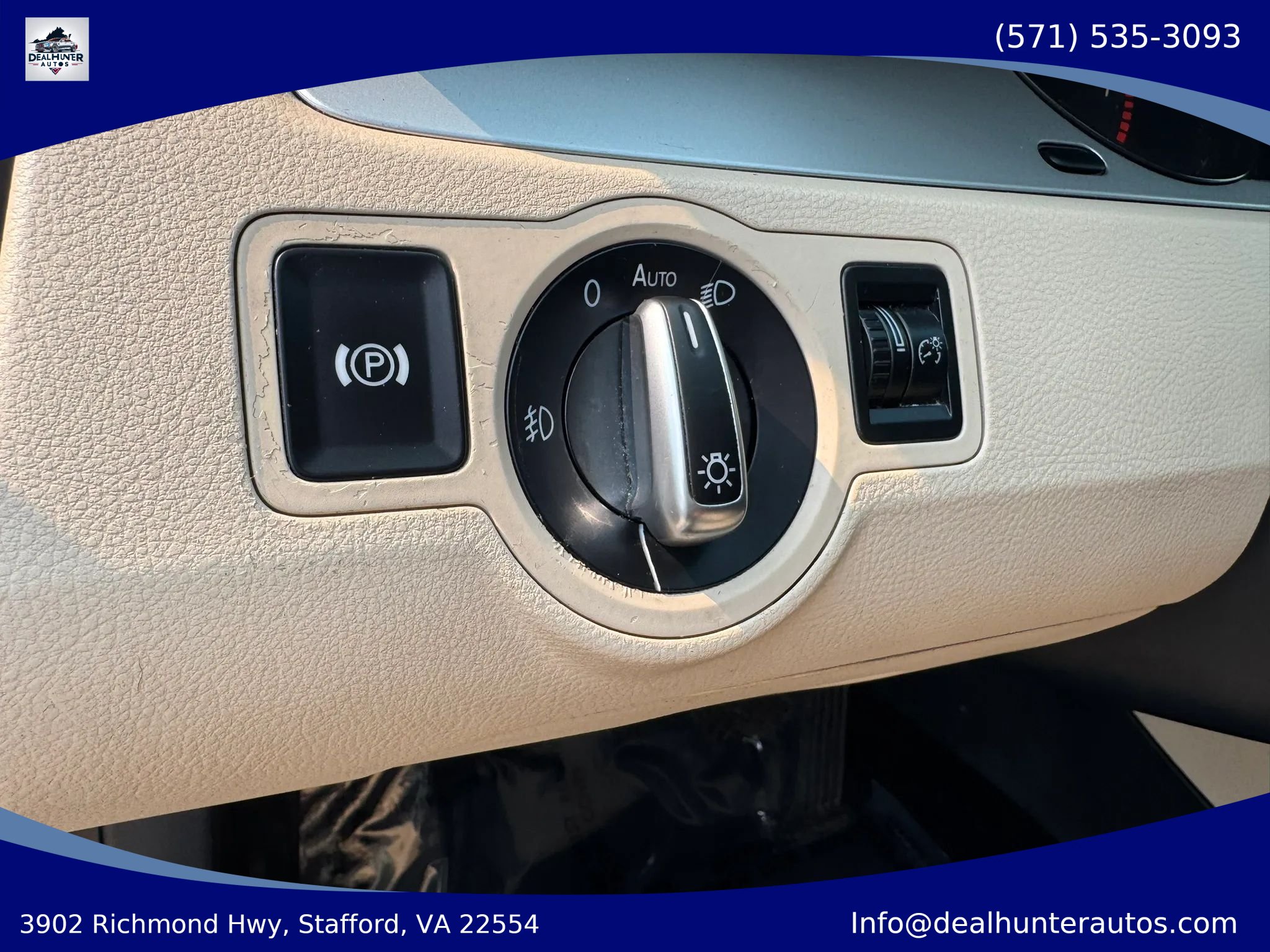 Used 2010 Volkswagen CC Sport FWD image 14