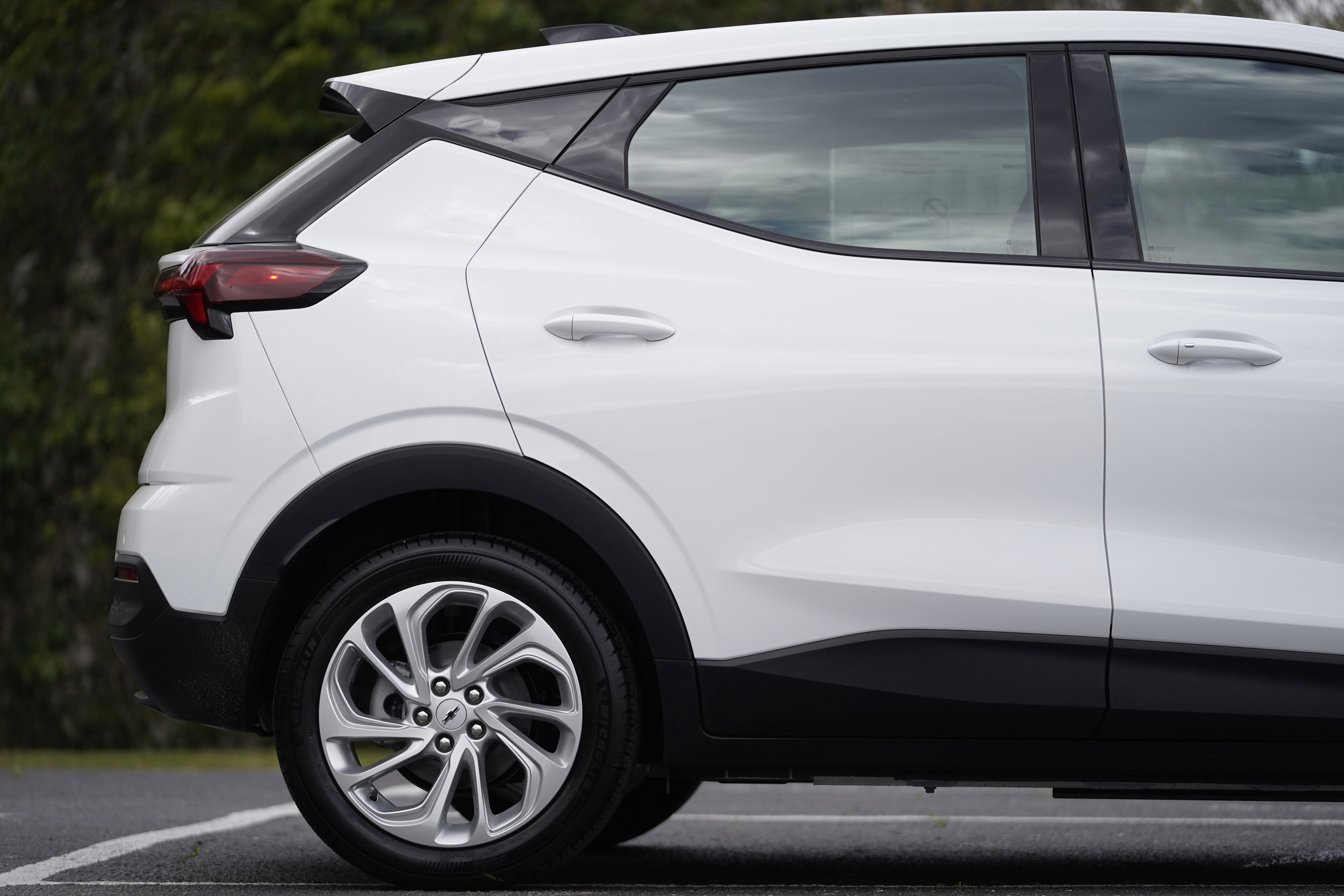 New 2027 Chevrolet Bolt LT image 5