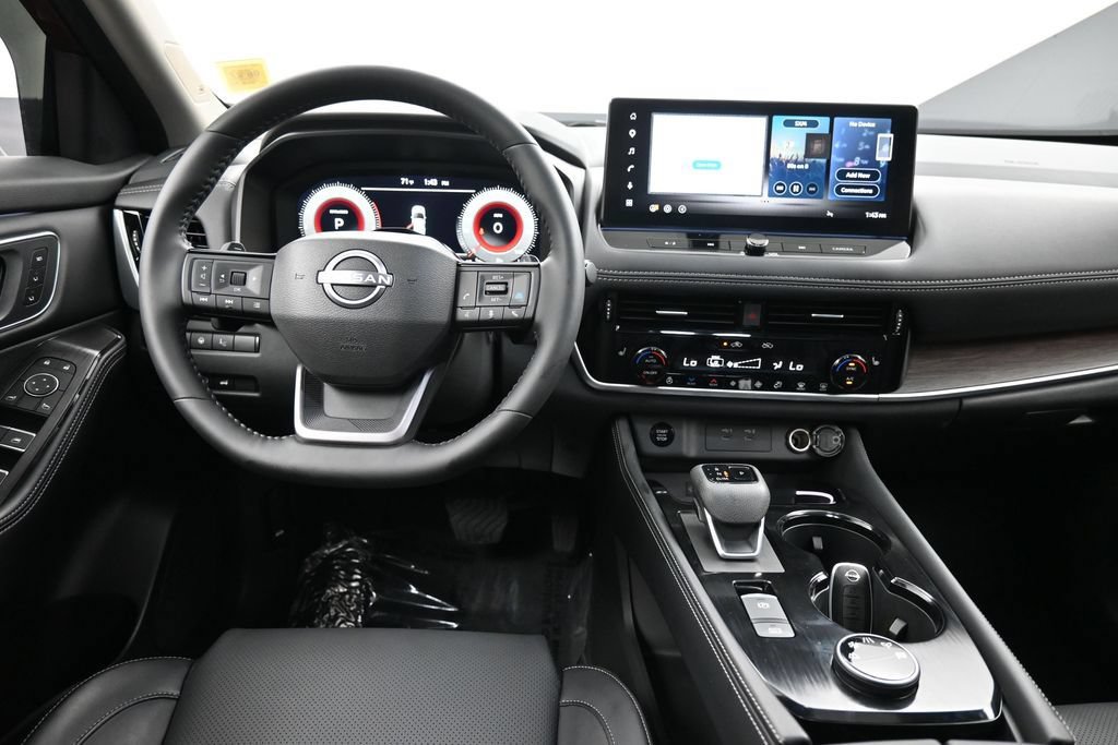 Used 2026 Nissan Rogue Platinum w/ Tech Package AWD/4WD image 20