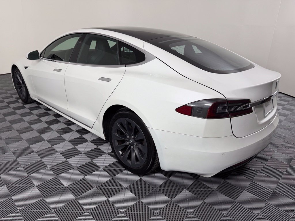 Used 2019 Tesla Model S 100D AWD/4WD image 3