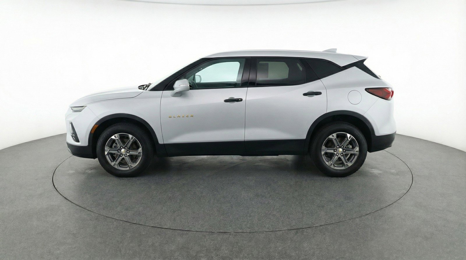 Used 2025 Chevrolet Blazer LT image 5