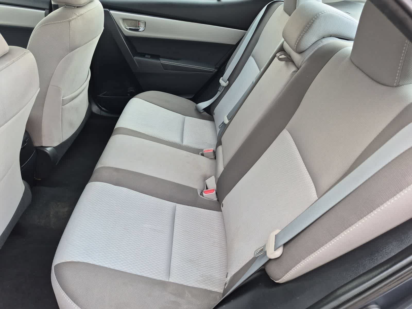 Used 2017 Toyota Corolla LE FWD image 19