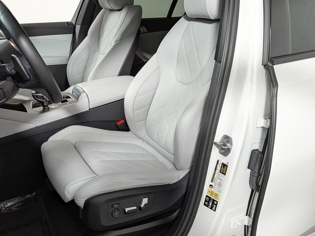 Certified 2023 BMW X6 xDrive40i w/ M Sport Package AWD/4WD image 19