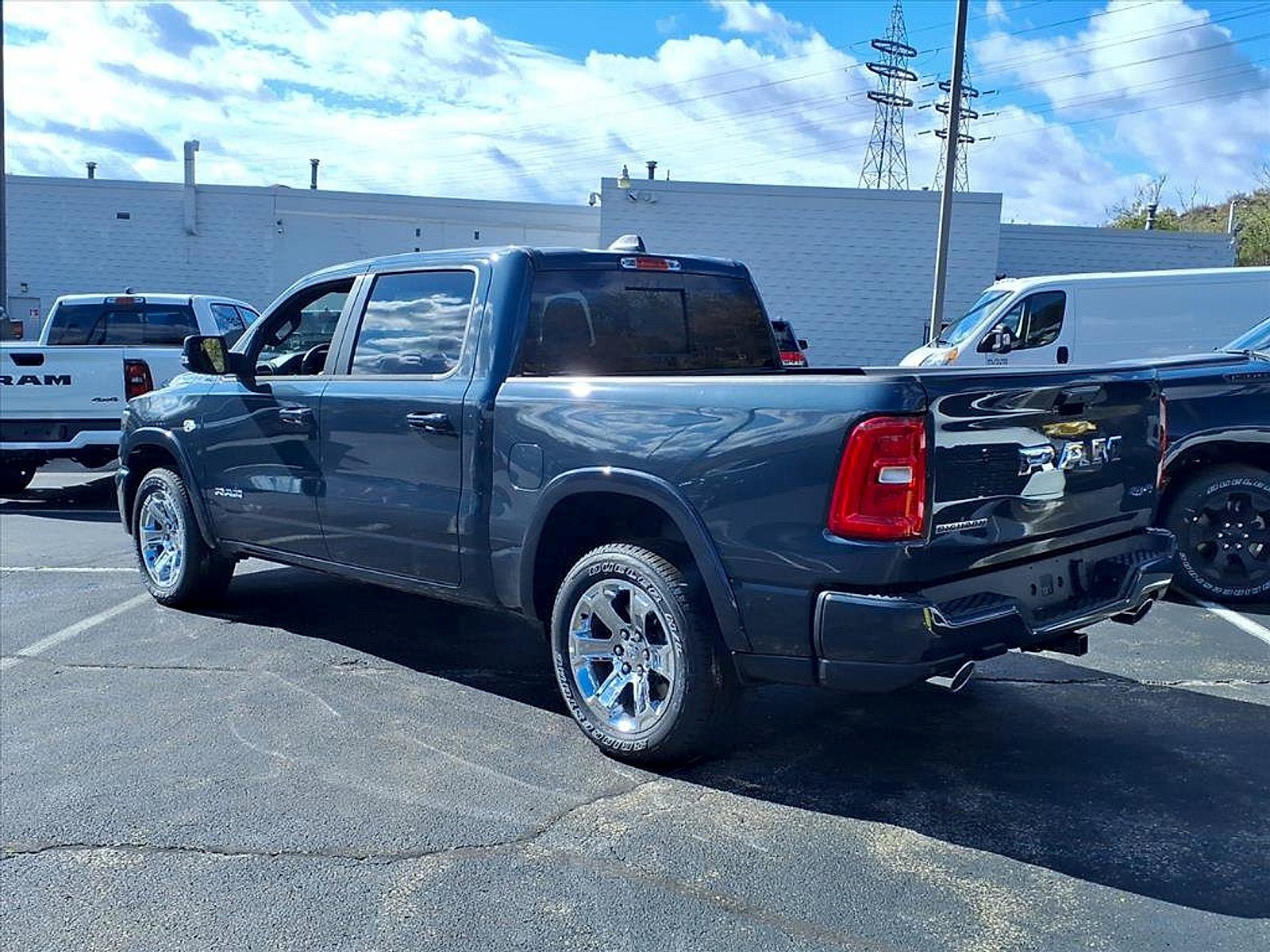 New 2026 RAM 1500 Big Horn AWD/4WD image 3