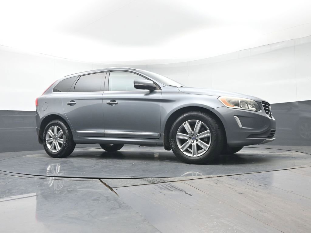 Used 2017 Volvo XC60 T5 Inscription w/ Preferred Option Package image 36