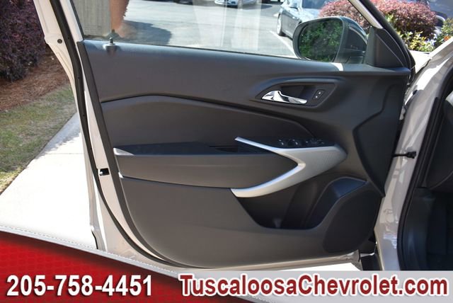 New 2026 Chevrolet Trax RS FWD image 12