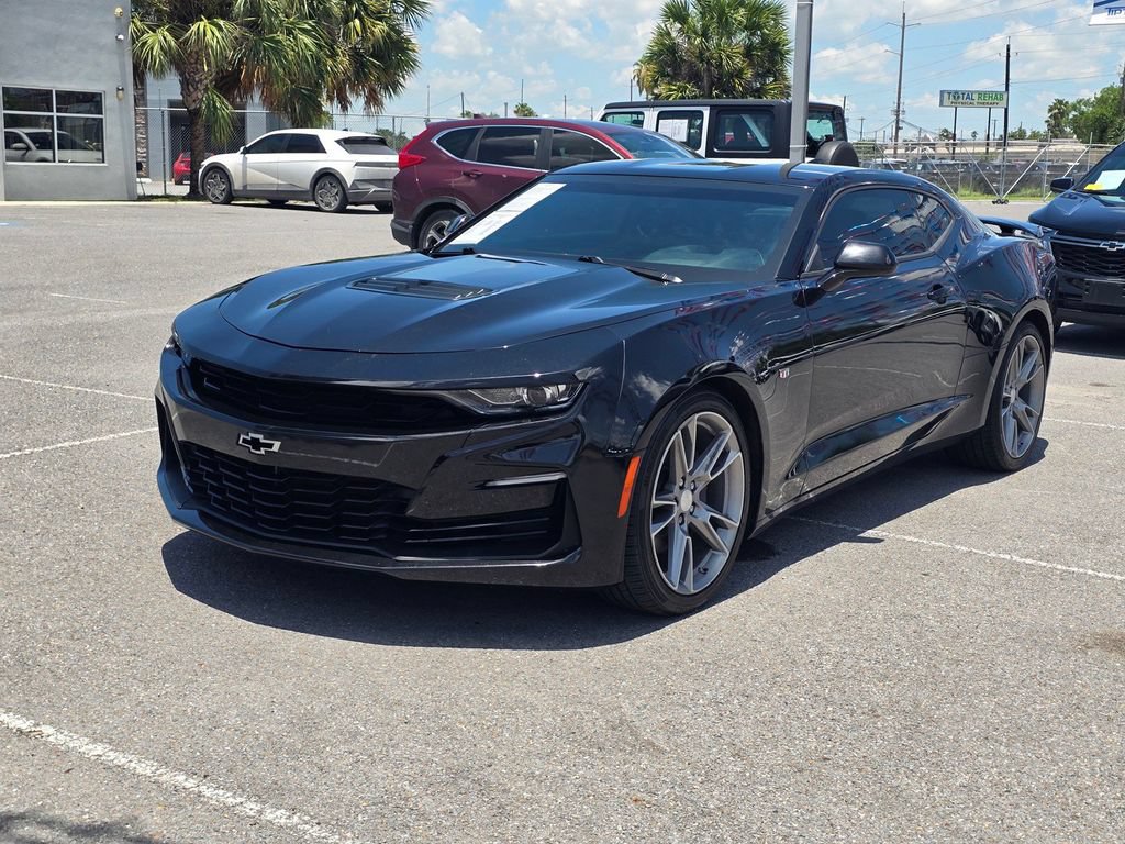 Used 2019 Chevrolet Camaro SS RWD image 9