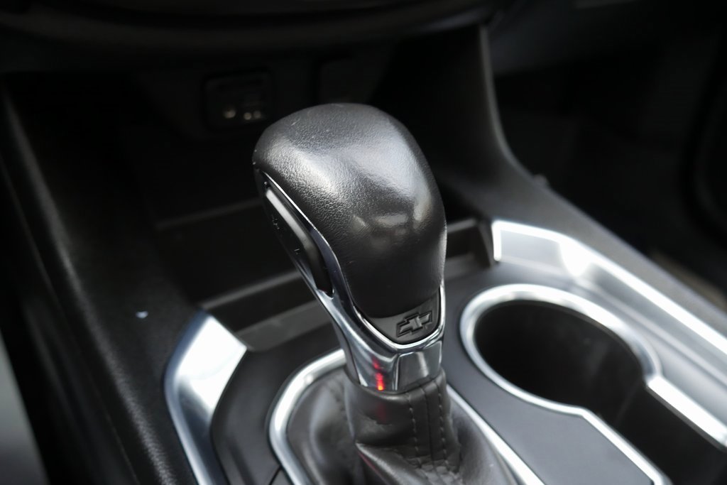 Used 2021 Chevrolet Traverse RS image 18