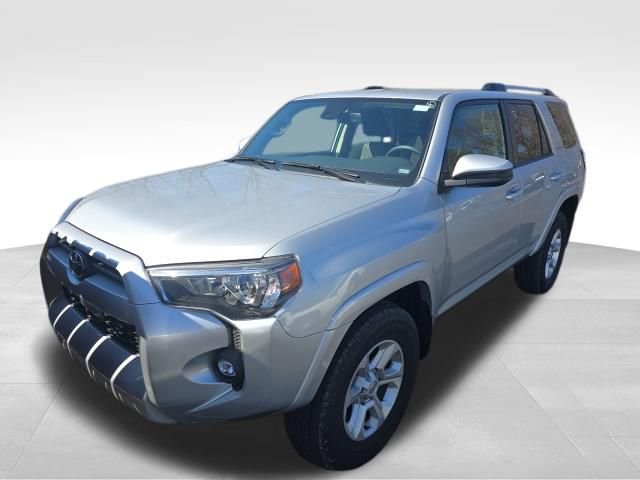 Used 2024 Toyota 4Runner SR5 image 10