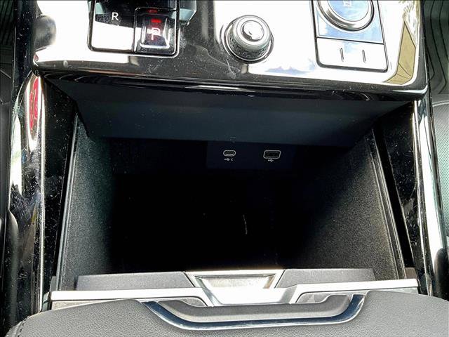 Used 2023 Land Rover Range Rover Sport SE Dynamic image 26