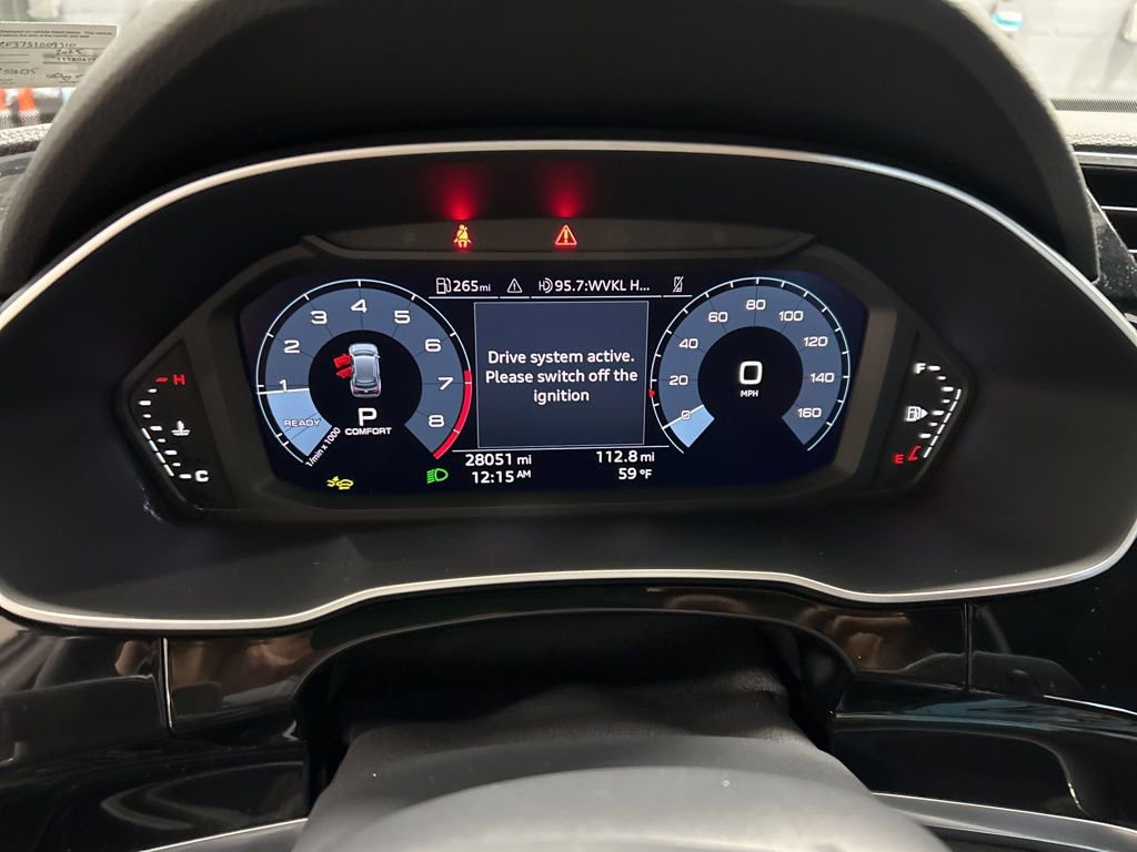 Used 2025 Audi Q3 2.0T Premium image 14