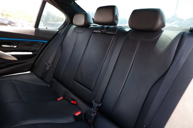 Used 2016 BMW 340i Sedan RWD image 11