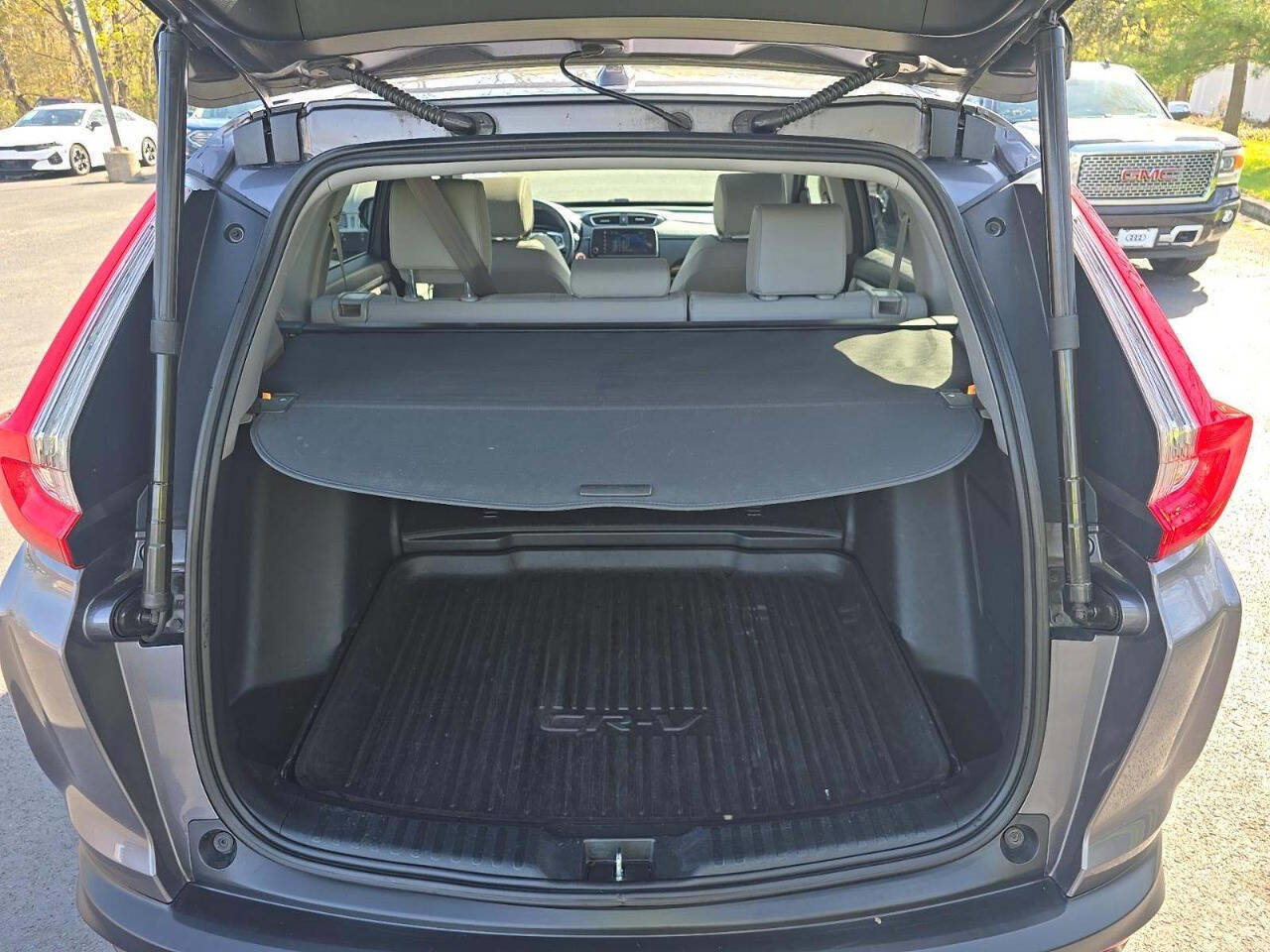 Used 2018 Honda CR-V Touring image 9