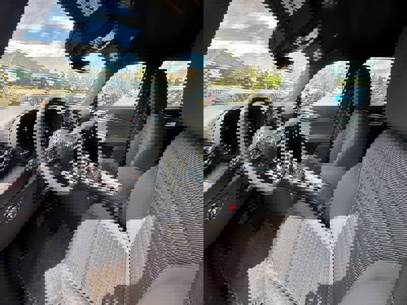 New 2025 Dodge Hornet GT image 17