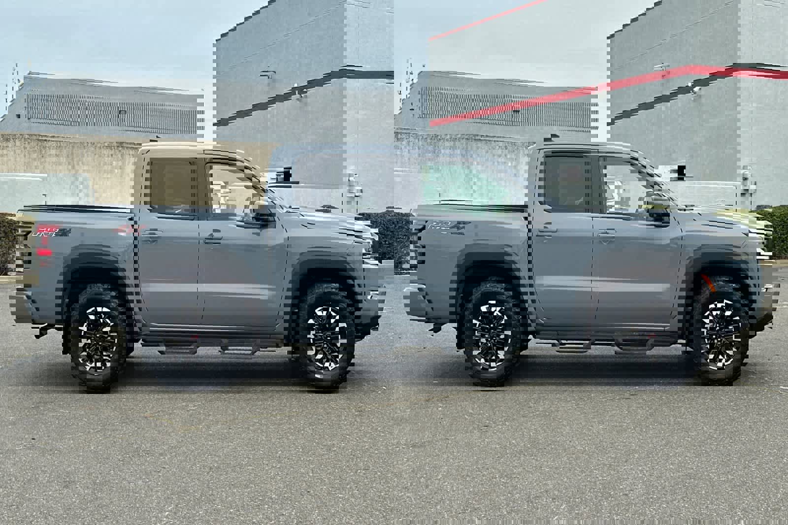 Used 2024 Nissan Frontier PRO-4X w/ Pro Convenience Package image 6