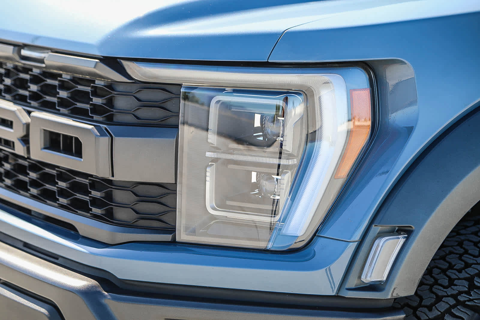 Used 2023 Ford F150 Raptor AWD/4WD image 8